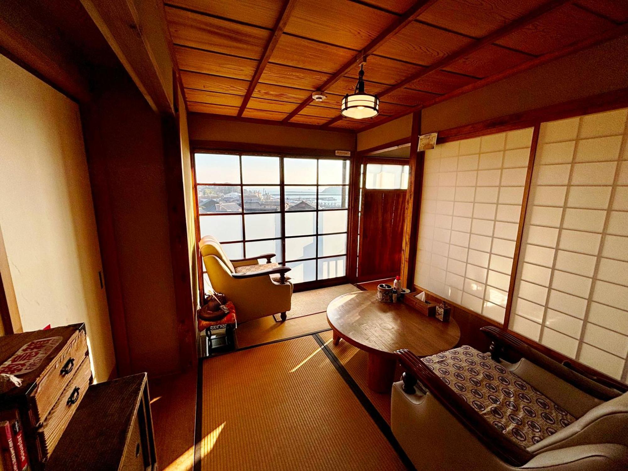 城跡石垣上の絶景古民家宿 鞆城茶屋庵 Tomo Exteriör bild