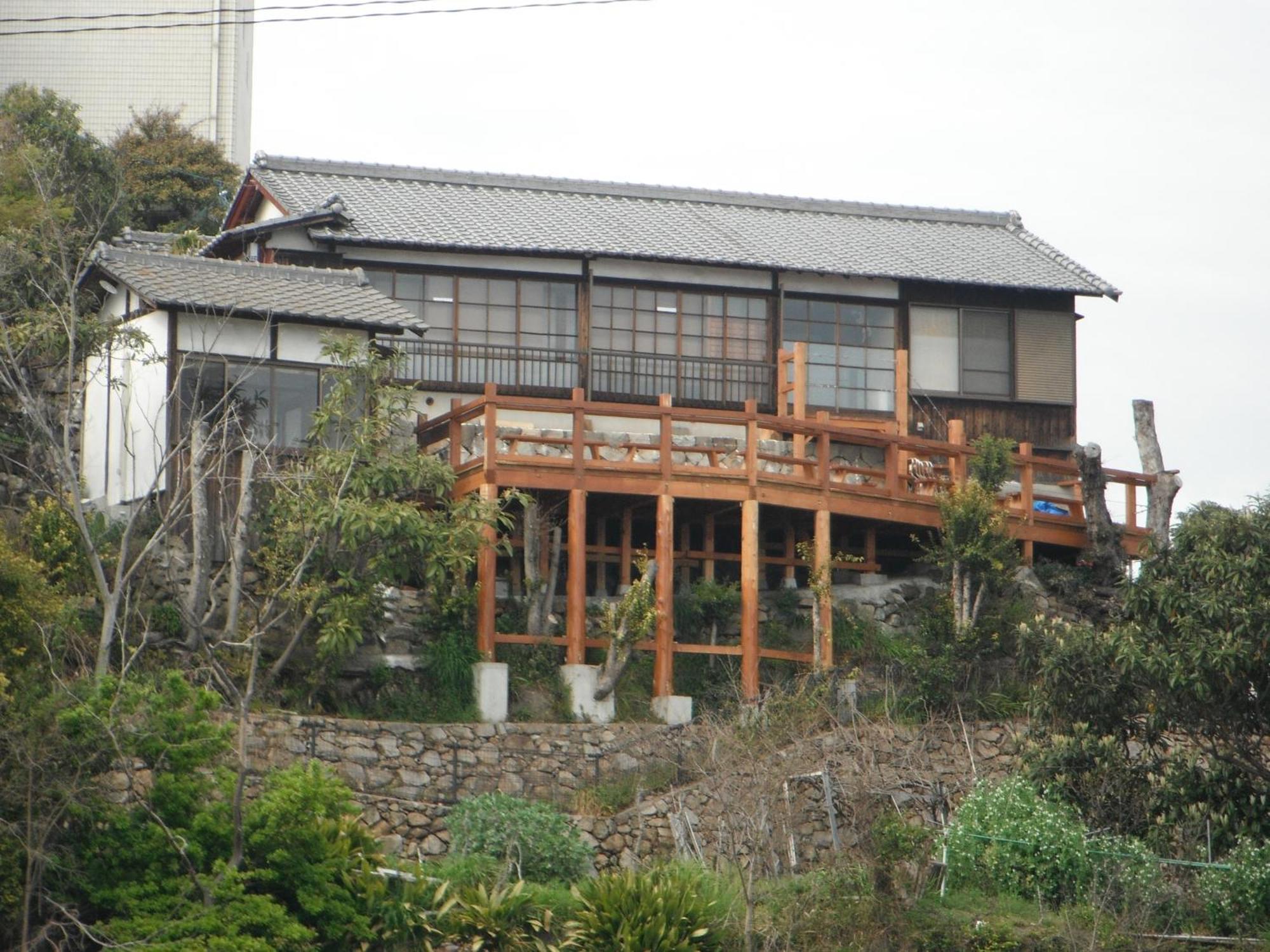 城跡石垣上の絶景古民家宿 鞆城茶屋庵 Tomo Exteriör bild